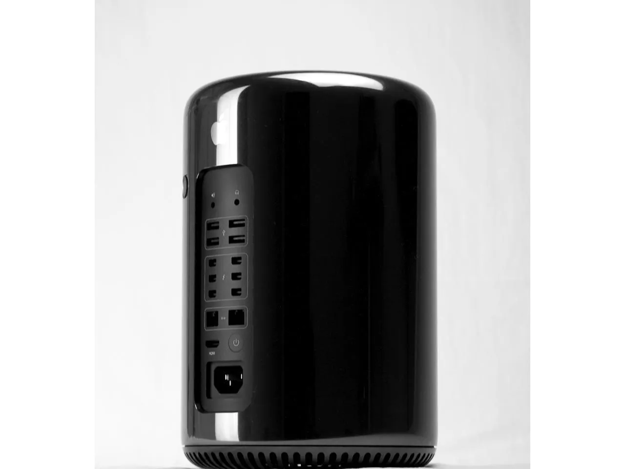 Apple Mac Pro "Six Core" 3.5 (Late 2013) 16GB RAM 256GB SSD Dual AMD FirePro D500 3GB Graphics MD878LL/A A1481 MacOS 11 Big Sur