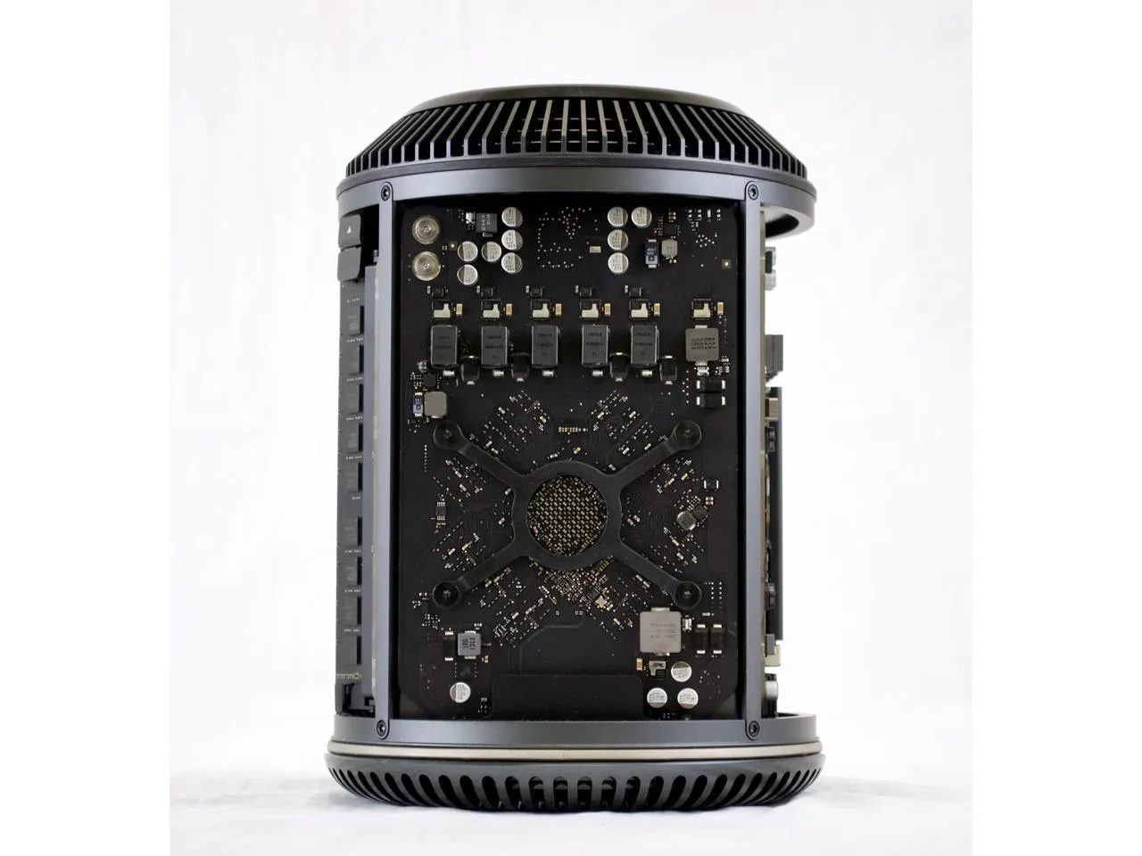 Apple Mac Pro "Six Core" 3.5 (Late 2013) 16GB RAM 256GB SSD Dual AMD FirePro D500 3GB Graphics MD878LL/A A1481 MacOS 11 Big Sur