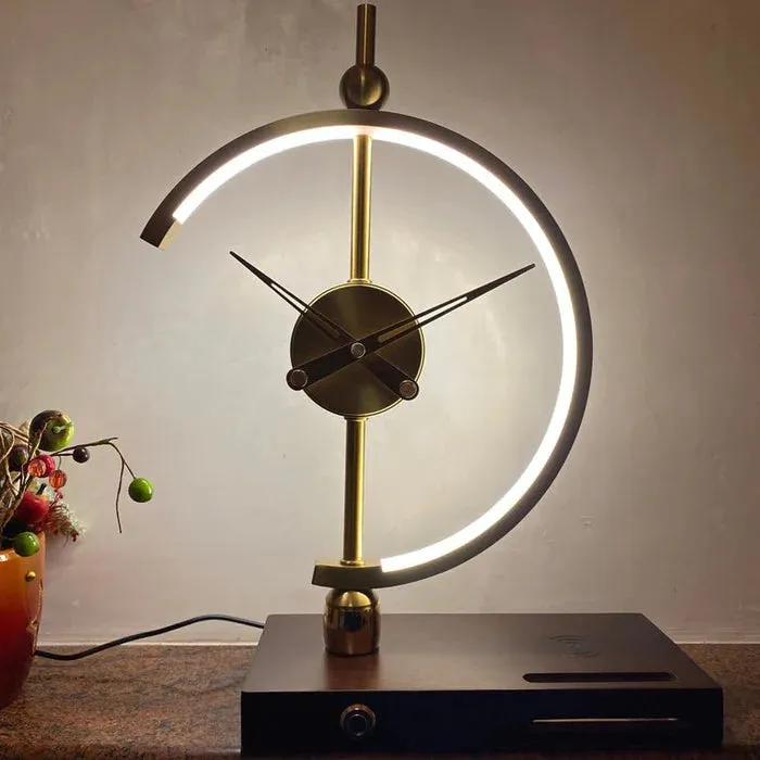 Art Deco Sculpture Tabletop Clock Lamp with Wirless Charger