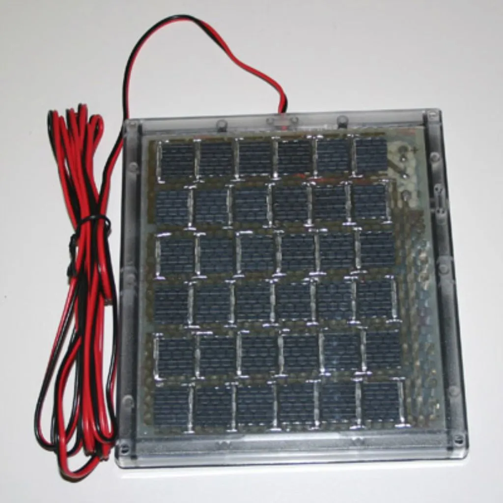 Deer Feeder 12-Volt Solar Charger