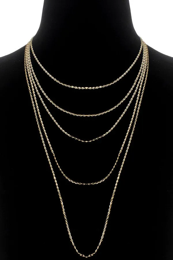 Layered Necklace With Ornate Twisting Chain Links